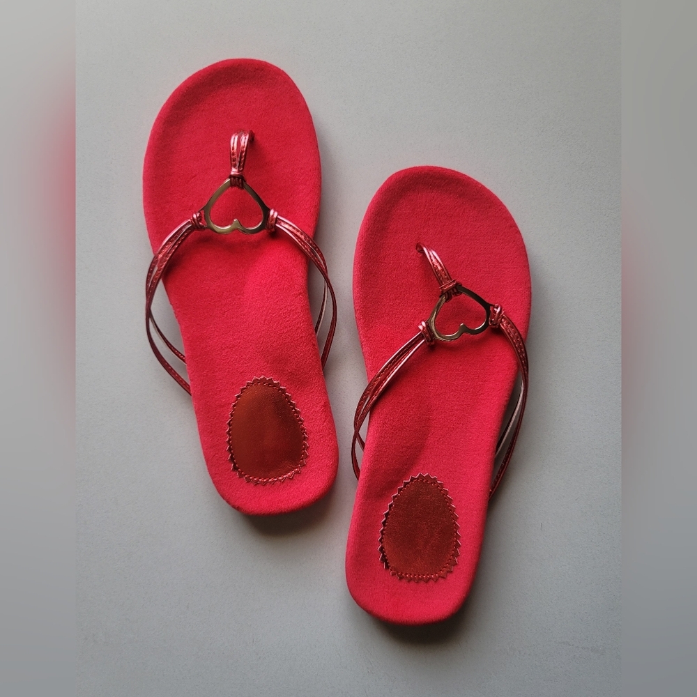Heart Charm Summer Thong Sandles Size 7 - 8